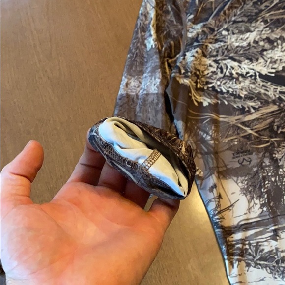 Lightweight Camo Longsleeve - Picture 3 of 4